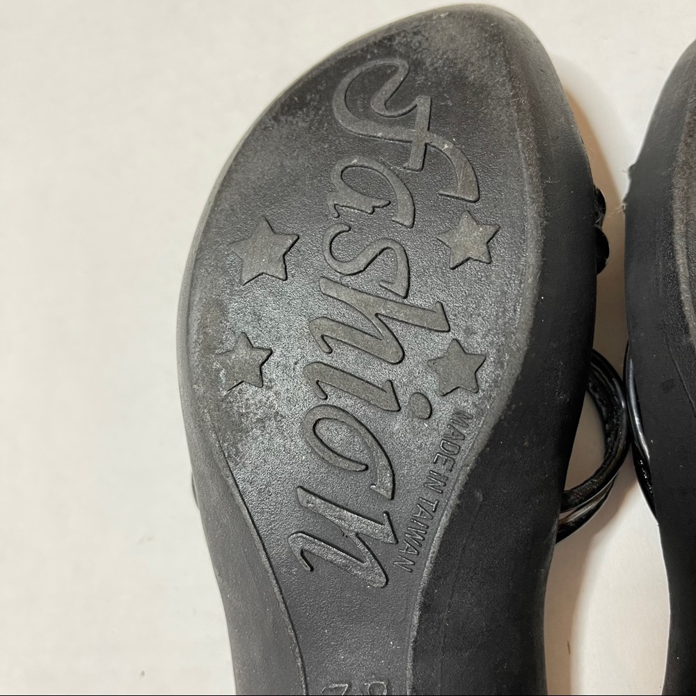 Fresa Black and Silver Sandals - Picture 6 of 9